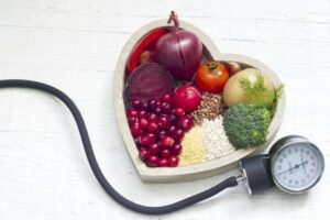 اگر فشار خون بالا دارید، از این خوراکی‌ ها دوری کنید!