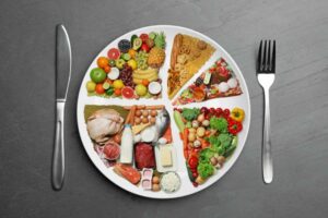 کم غذا خوردن یا درست غذا خوردن؛ کدام انتخاب هوشمندانه تر است؟