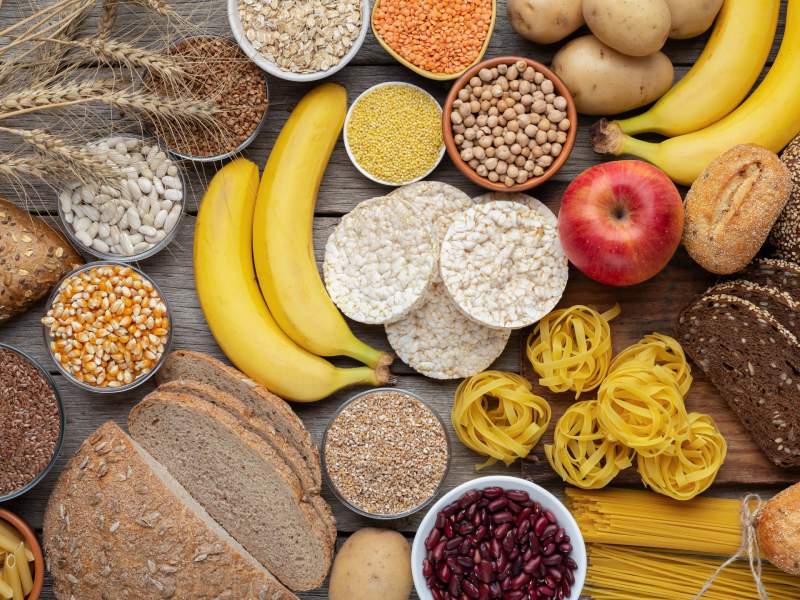 حذف کربوهیدرات در سنین بالای ۵۰ سال؛ پیامدها و توصیه‌ های متخصصان
