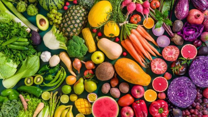 مصرف میوه و سبزی در تابستان، بهترین راه طبیعی برای حفظ آب بدن در گرمای هوا